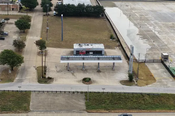 300 S Interstate 35 Road, Red Oak, TX 75154