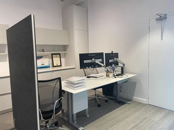 225 SPEERS RD #14-A, Oakville, ON L6K 0J4