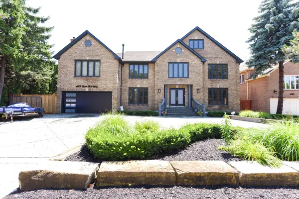 4009 River Mill WAY, Mississauga, ON L4W 4C1