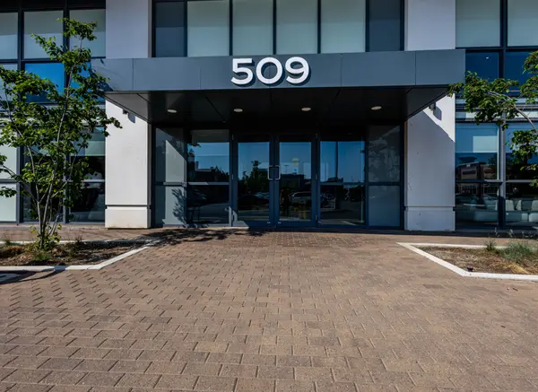 509 Dundas ST W #701, Oakville, ON L6M 1L9