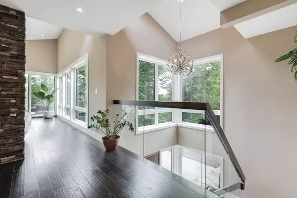 Constance Bay - Dunrobin - Kilmaurs - Woodlawn, ON K0A 1T0,1141 Julia CT