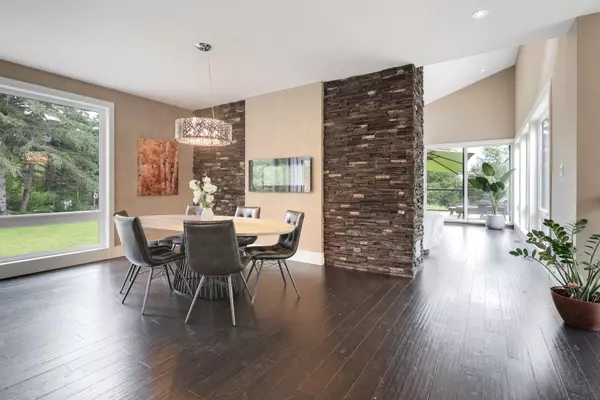 Constance Bay - Dunrobin - Kilmaurs - Woodlawn, ON K0A 1T0,1141 Julia CT