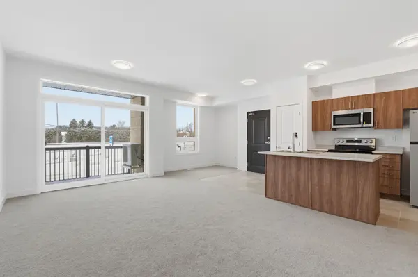 1007 Silhouette Private, Barrhaven, ON K2J 4S3