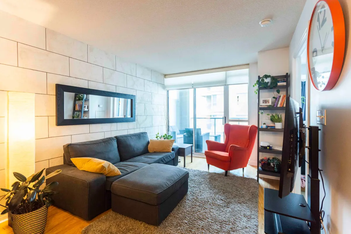 16 Harrison Garden BLVD #411, Toronto C14, ON M2N 7J6