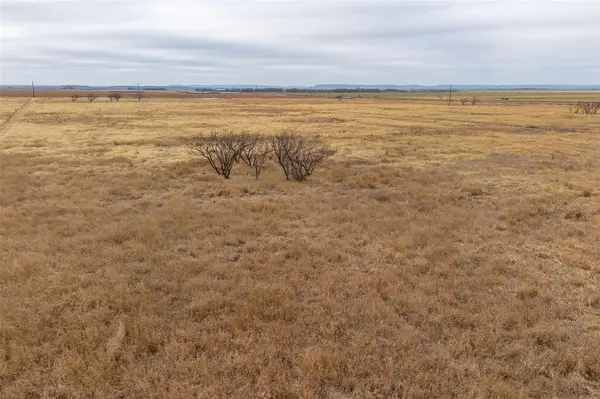 T4 County Road 204, Bradshaw, TX 79567