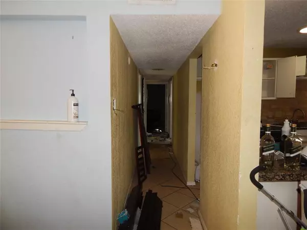 Arlington, TX 76013,415 Buffalo Drive