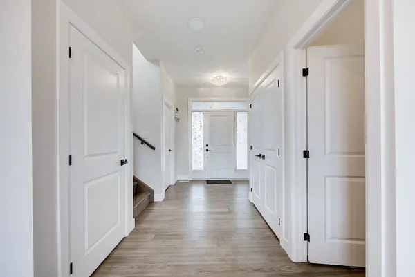 161 Mcleod ST, North Middlesex, ON N0M 2K0