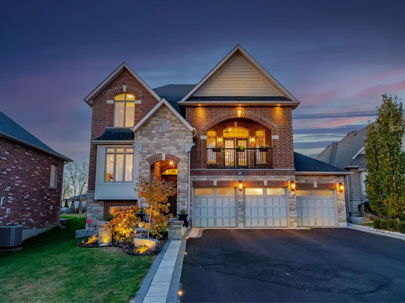 44 Philson CT, Innisfil, ON L0L 1L0