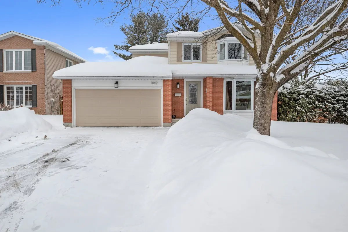 1849 Montereau AVE, Orleans - Convent Glen And Area, ON K1C 5X5