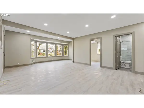 7305 N FENWICK AVE, Portland, OR 97217