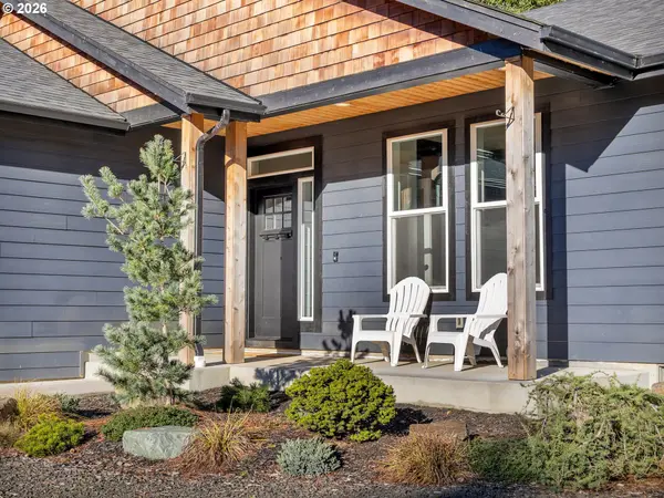 Astoria, OR 97103,37027 DANNER RIDGE LN