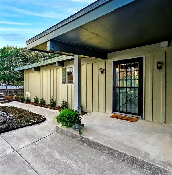 920 Hanna Drive, Denison, TX 75020