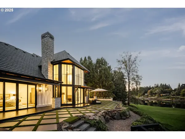 18418 OLD RIVER LNDG, Lake Oswego, OR 97034