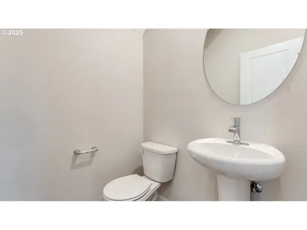 Happy Valley, OR 97086,17187 SE Maple Hill LN