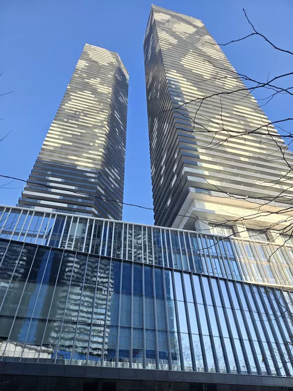 138 Downes ST #5309, Toronto, ON M5E 0E4