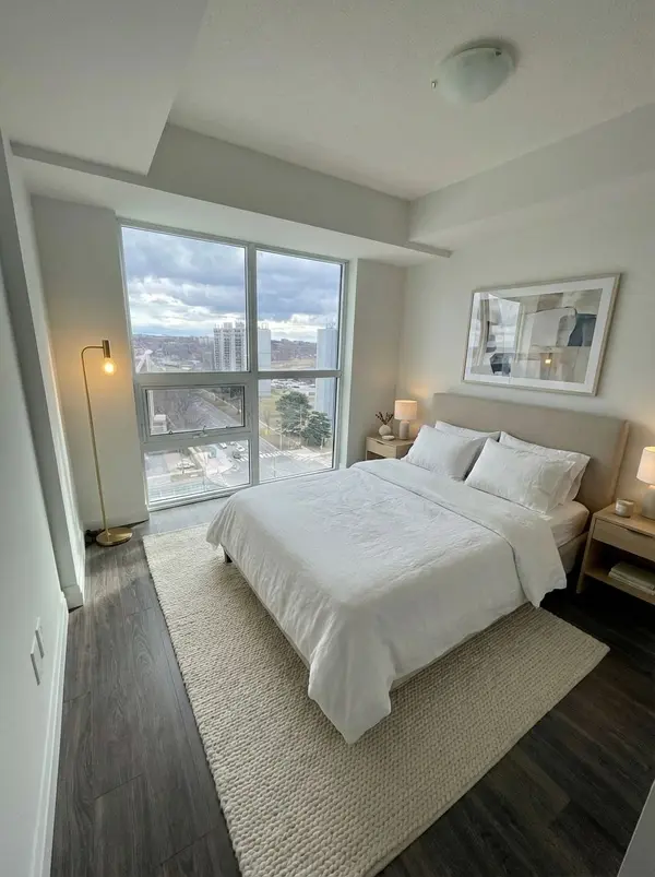 Toronto E09, ON M1H 2Y5,20 Meadowglen PL #1005