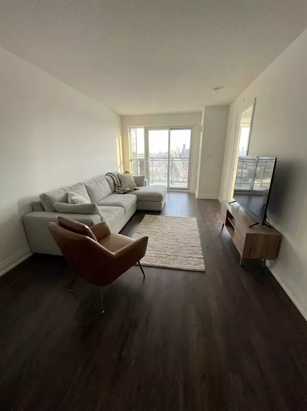 Toronto E09, ON M1H 2Y5,20 Meadowglen PL #1005