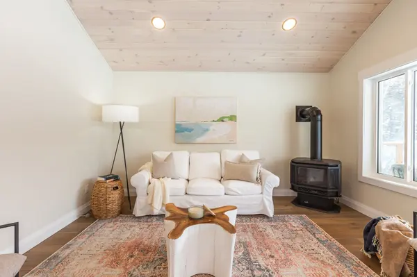 255 Eighth AVE, Mcmurrich/monteith, ON P0A 1Y0