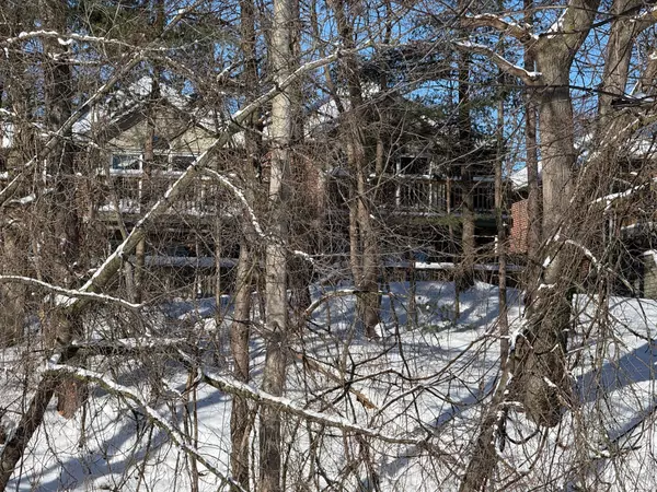 Lambton Shores, ON N0M 1T0,55 Lake RD W #19