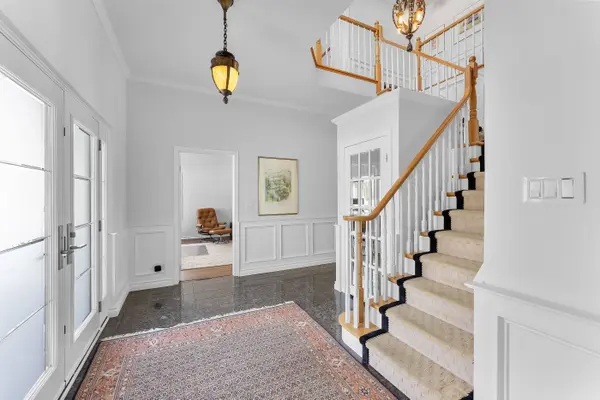 Fort Erie, ON L2A 5M4,4169 NIAGARA RIVER Pkwy