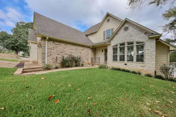 521 Hideaway Lane Central, Hideaway, TX 75771