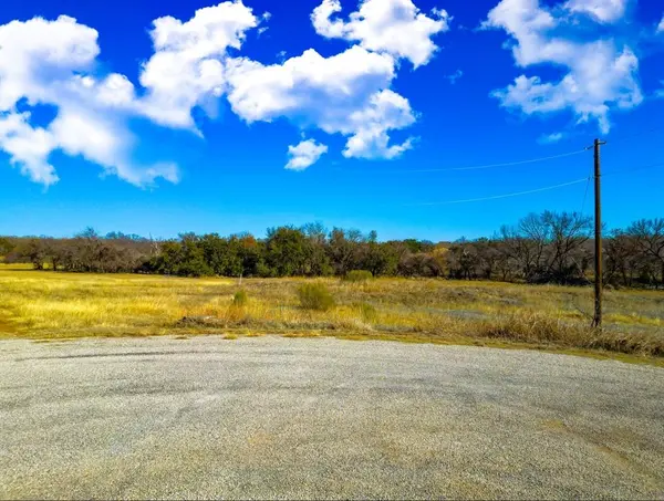 118 White Wing Court, Weatherford, TX 76088