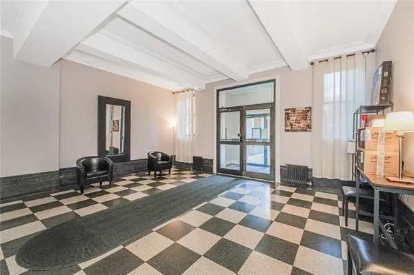 9524 Fort Hamilton Pkwy #105, Brooklyn, NY 11209