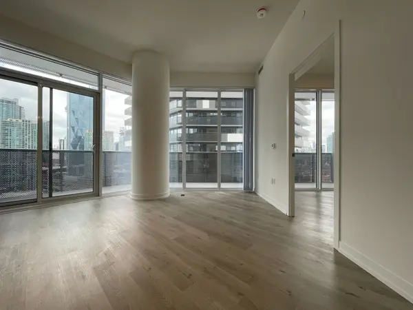 Toronto, ON M5E 0E4,138 Downes ST #2215