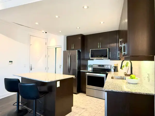 1 Scott ST #3001, Toronto C08, ON M5E 1A1