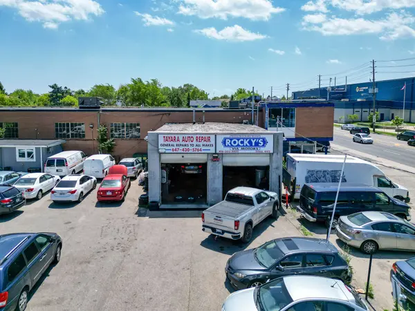 225 New Toronto ST, Toronto W06, ON M8V 2G3