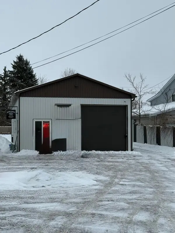 20 Pigeon Lake RD, Kawartha Lakes, ON K9V 4R6