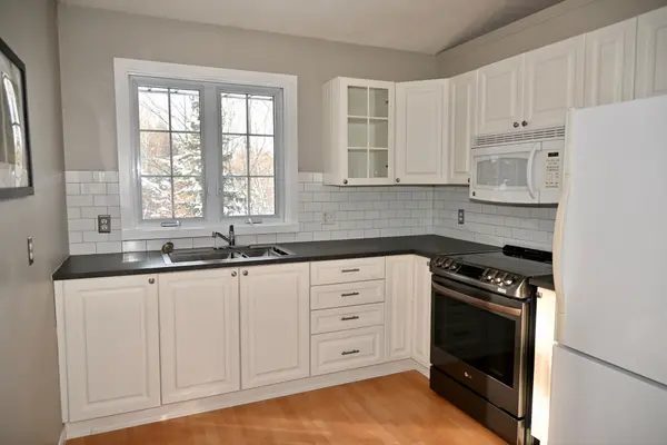 Huntsville, ON P1H 1S4,351 Chub Lake RD