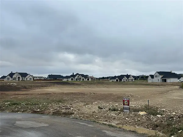 517 Nadia Street, Aledo, TX 76008