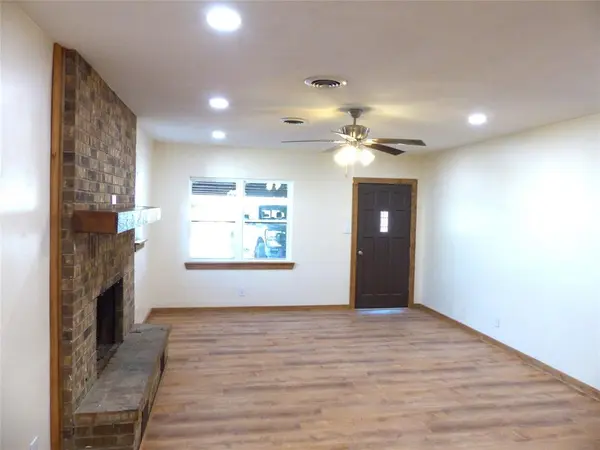 1922 S Pine, Brady, TX 76825