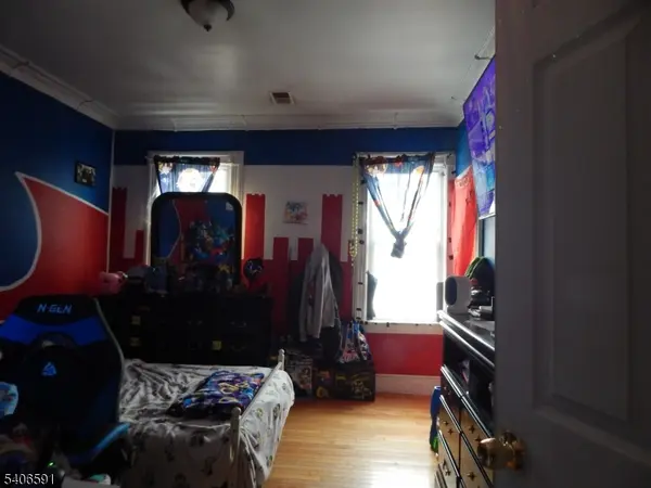 615 Harrison Ave, Harrison Town, NJ 07029