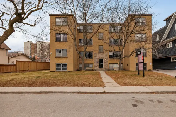 83 Wilson ST #5, Oakville, ON L6K 3G4