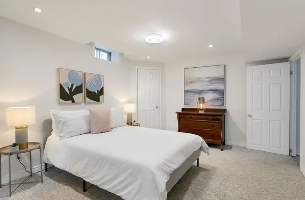 2488 Newport ST #BSMT, Burlington, ON L7M 3X7