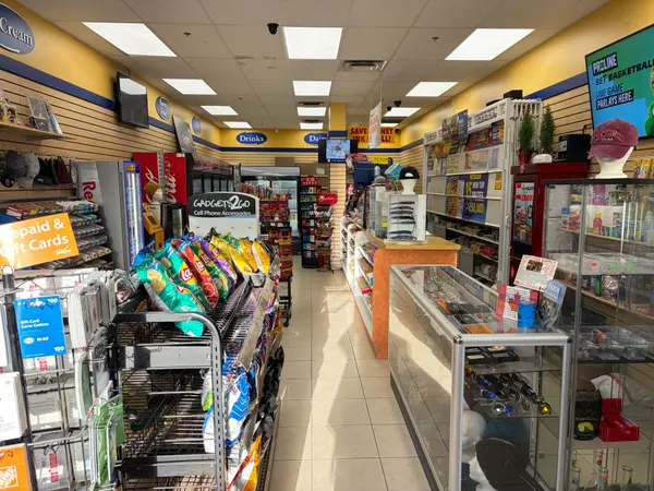 103 Clair RD E #104, Guelph, ON N1L 0G6