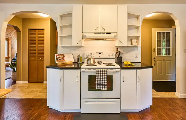 550 Valley View RD, Strong, ON P0A 1Z0