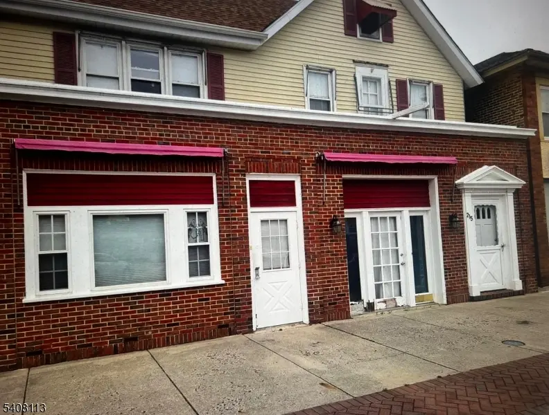 215 Philadelphia Ave, Egg Harbor City, NJ 08215