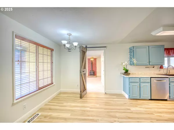 Milwaukie, OR 97222,4501 SE CHELSEA ST