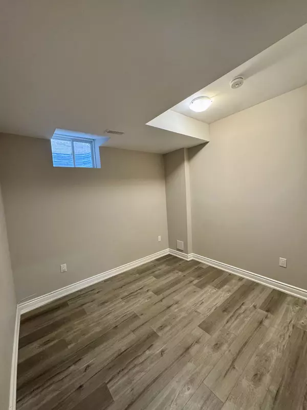 Caledon, ON L7C 4G1,50 Arthur Griffin CRES #Bsmt