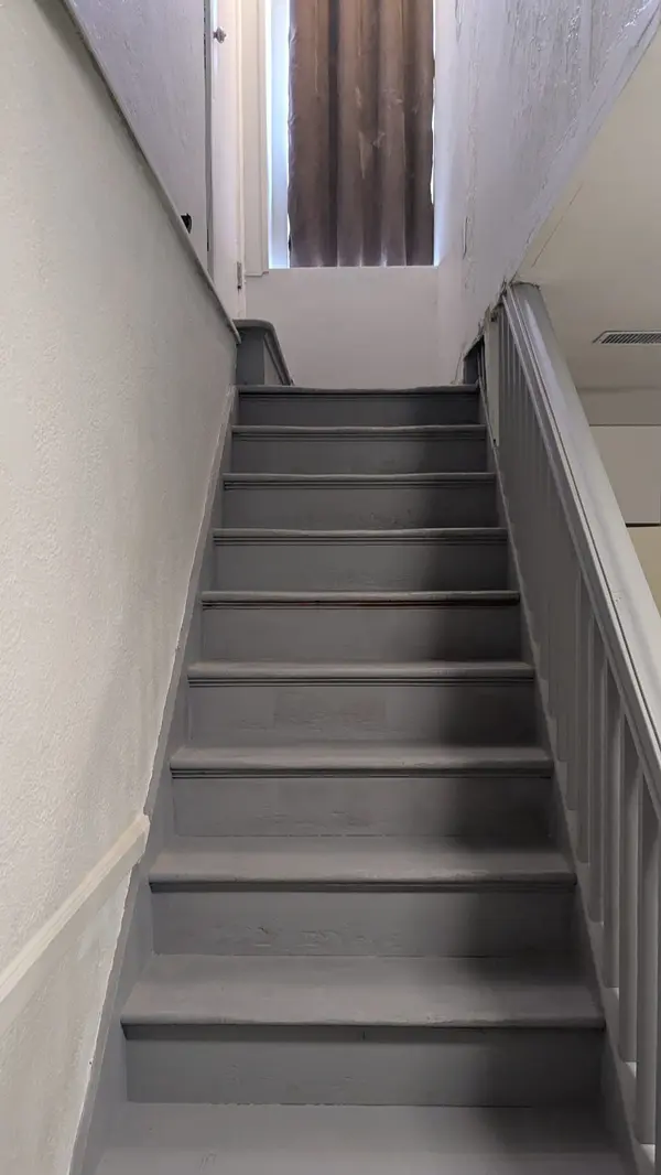 Hamilton, ON L8M 1L1,752 Main ST E #6B