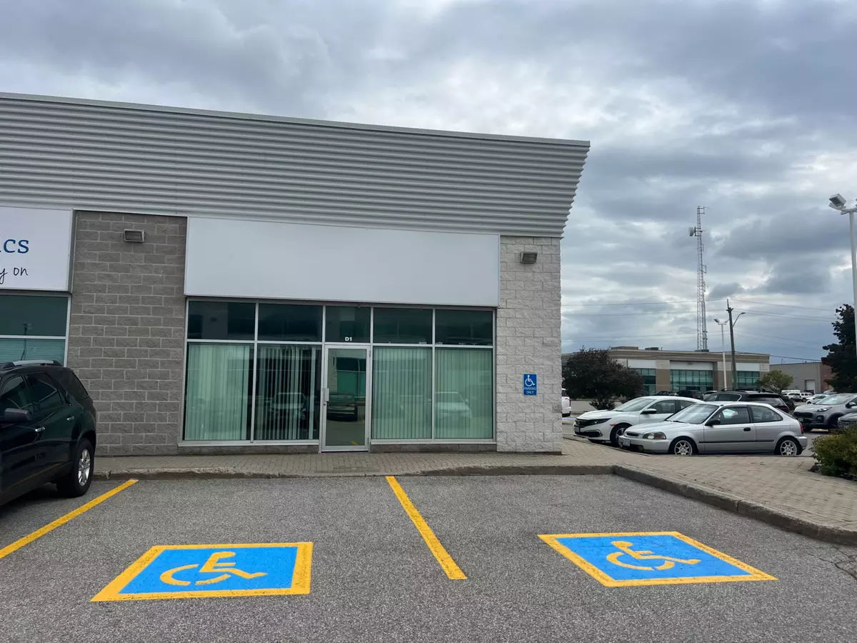 Barrie, ON L4N 9P6,580 BRYNE DR #D1