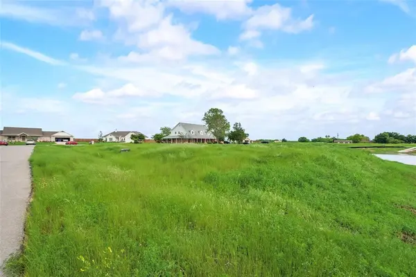 5258 Albert Court, Krum, TX 76249