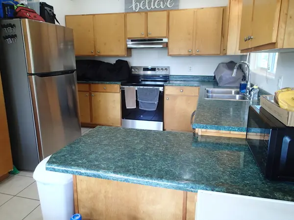 1840 KAUMANA DR, Hilo, HI 96720