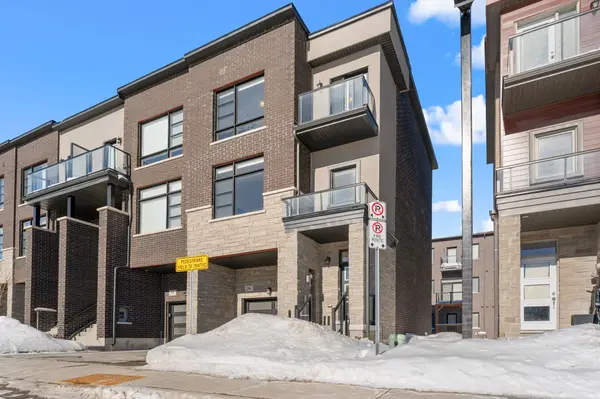 54 Wascana RD, Vaughan, ON L4L 1A7