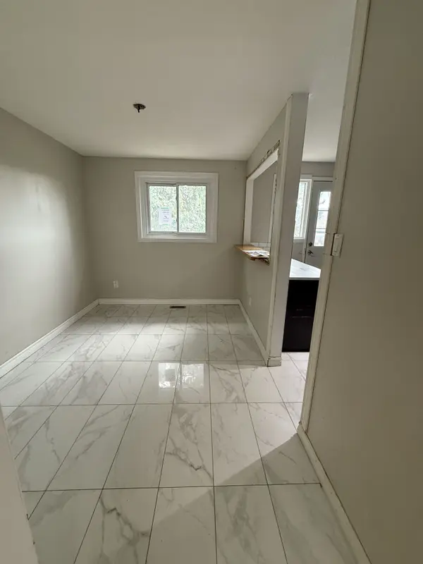 63 Ferris LN #A7, Barrie, ON L4M 5C4