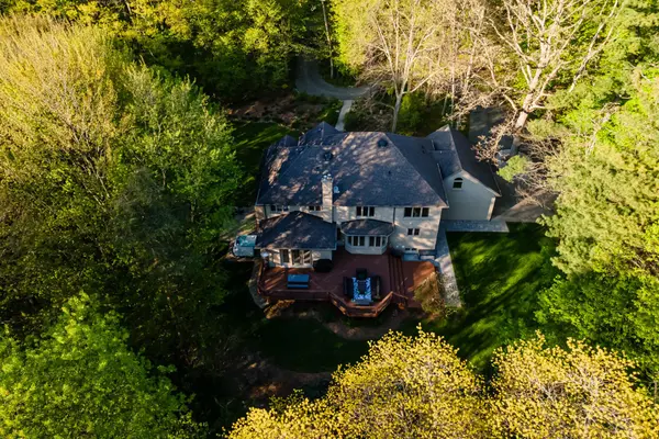 Hamilton, ON L0R 1R0,18 Elder CRES