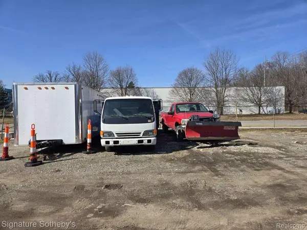 5058 LEAFDALE BLVD, Royal Oak, MI 48073